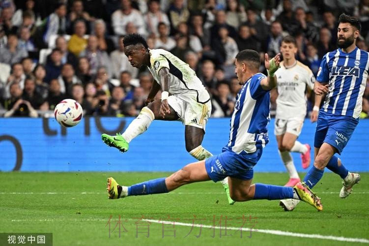 西甲-对手乌龙解围!维尼修斯破门 皇马1-0两连胜